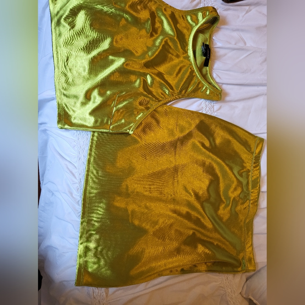 Matching set Green Satin mini skirt & Crop Top